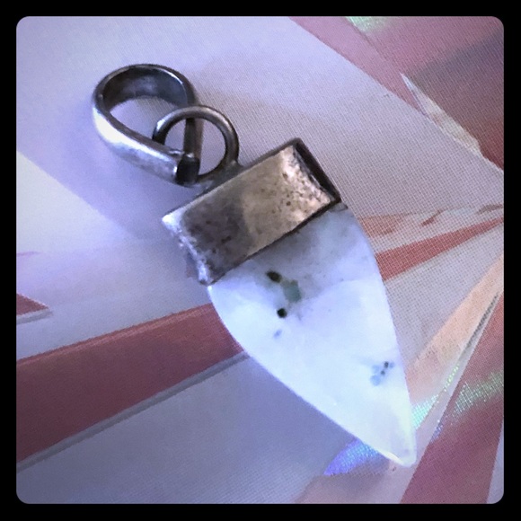 Sterling silver pendant with stone - Picture 6 of 7